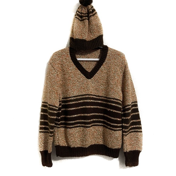 Handmade sweater with matching hat. - Picture 3 of 4